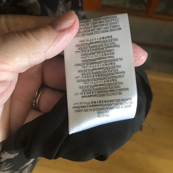 Pleated dress SZ L - Picture 8 of 8